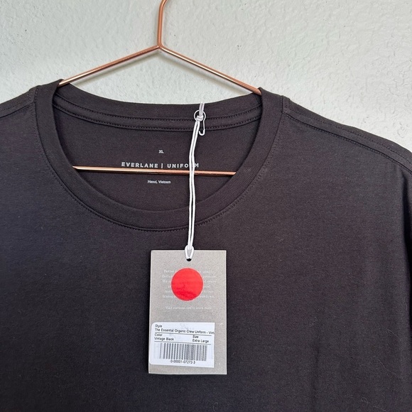 Everlane | The Essential Organic Crew - Picture 10 of 16